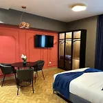 Delux Suite 102